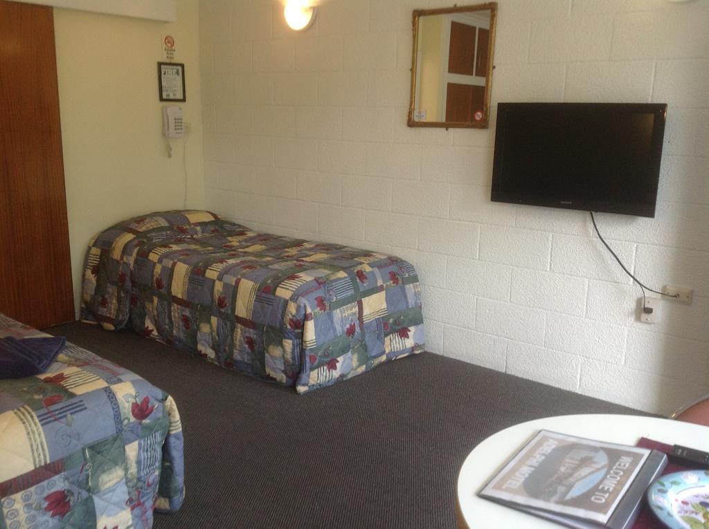 Motel The Adelphi Christchurch Habitación foto
